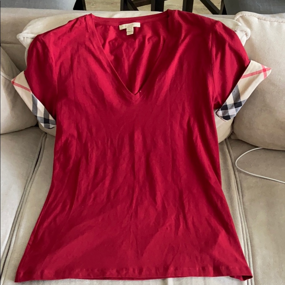 Burberry red t-shirt, size XL.
